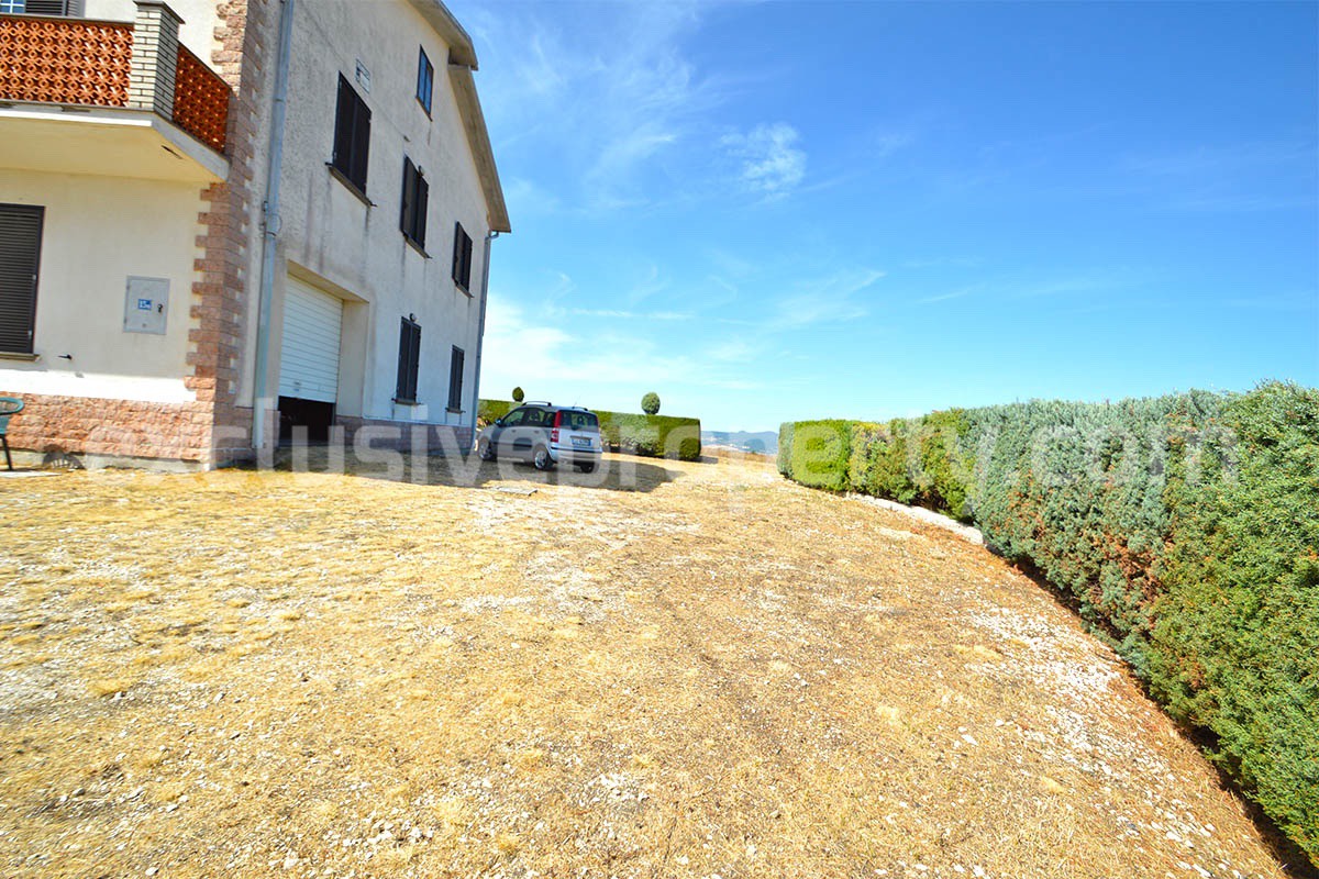 Habitable Country House with Nearly 2 Hectares of Flat Land - Garage and Attic for Sale in Molise - Italy