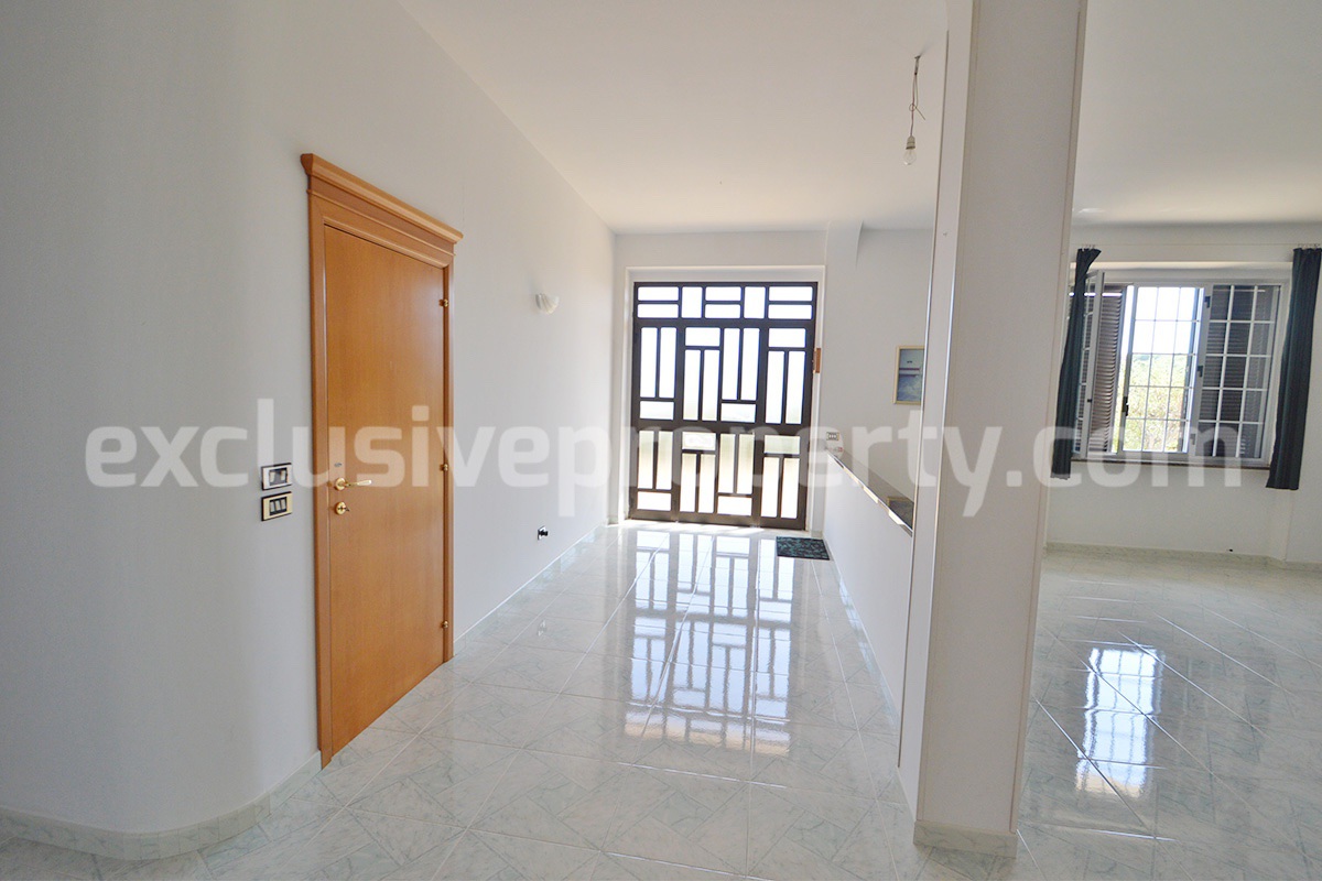 Habitable Country House with Nearly 2 Hectares of Flat Land - Garage and Attic for Sale in Molise - Italy
