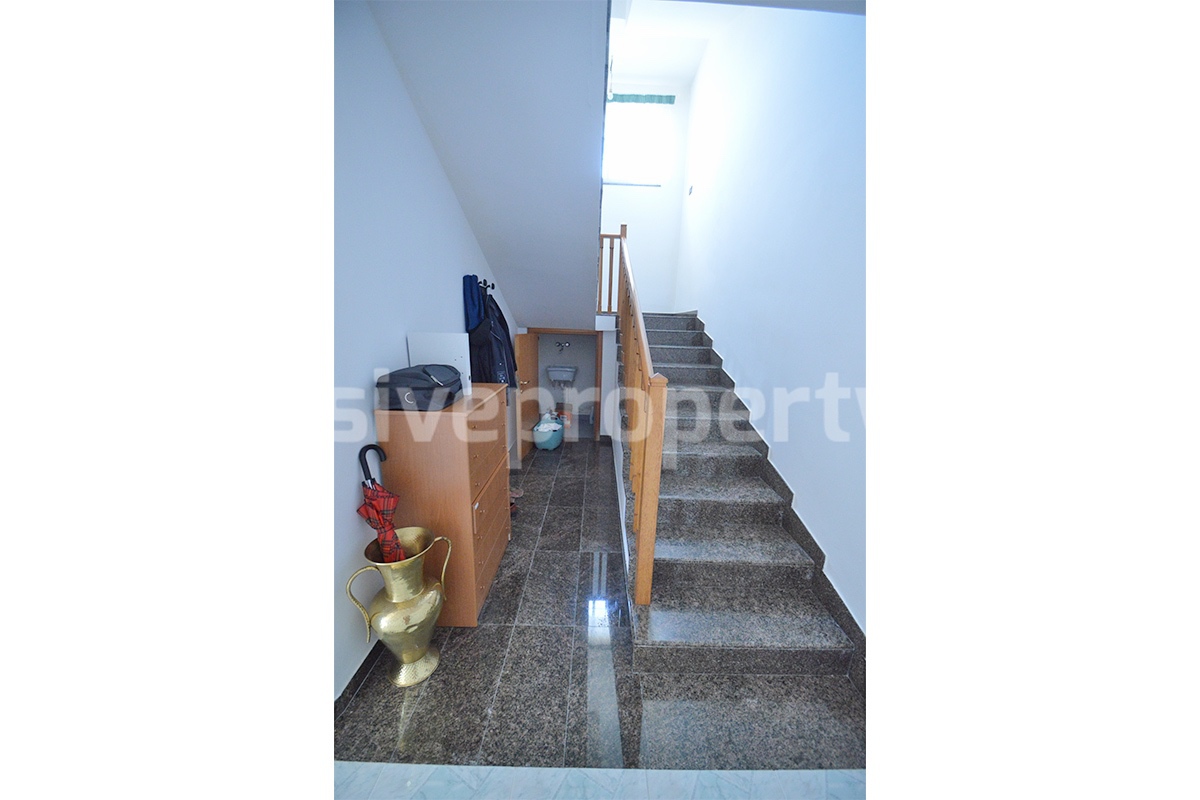 Habitable Country House with Nearly 2 Hectares of Flat Land - Garage and Attic for Sale in Molise - Italy