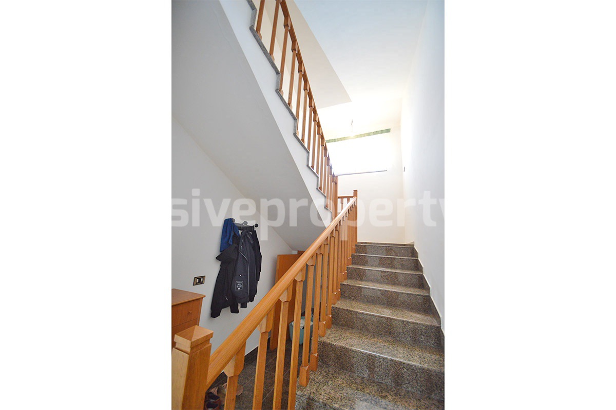 Habitable Country House with Nearly 2 Hectares of Flat Land - Garage and Attic for Sale in Molise - Italy