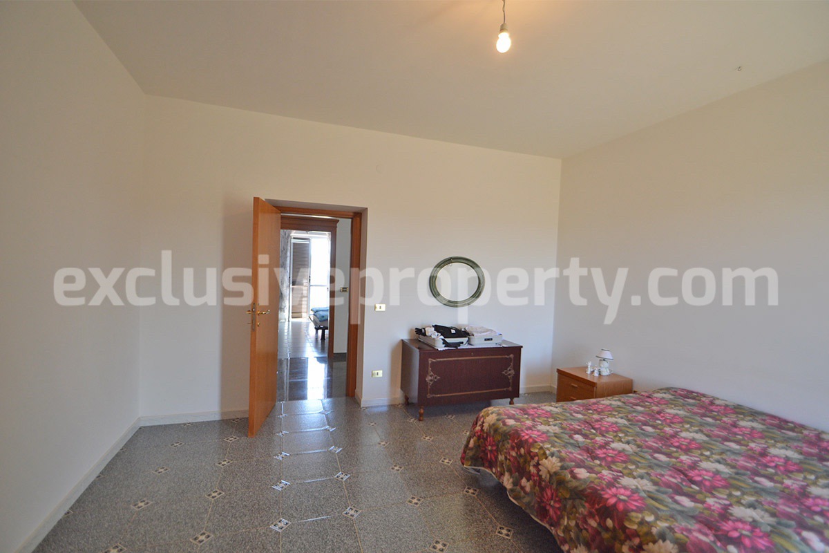 Habitable Country House with Nearly 2 Hectares of Flat Land - Garage and Attic for Sale in Molise - Italy
