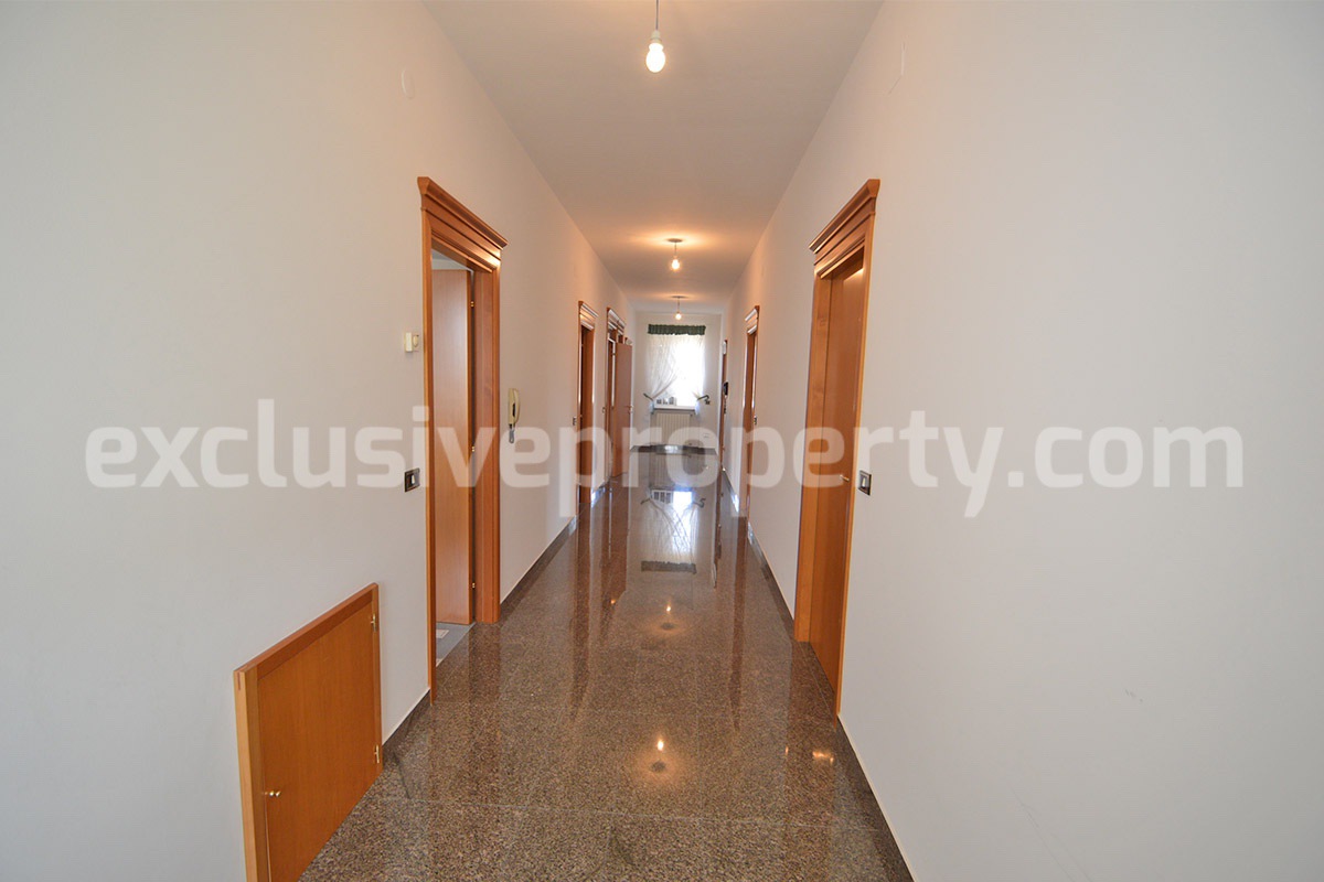 Habitable Country House with Nearly 2 Hectares of Flat Land - Garage and Attic for Sale in Molise - Italy