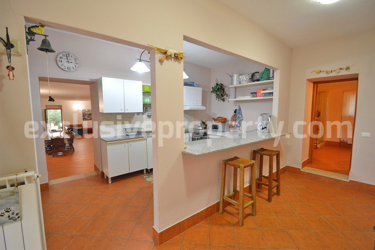 Large Renovated Country House with 5 Bedrooms - 5 Bathrooms - Terrace and Land for Sale in Abruzzo