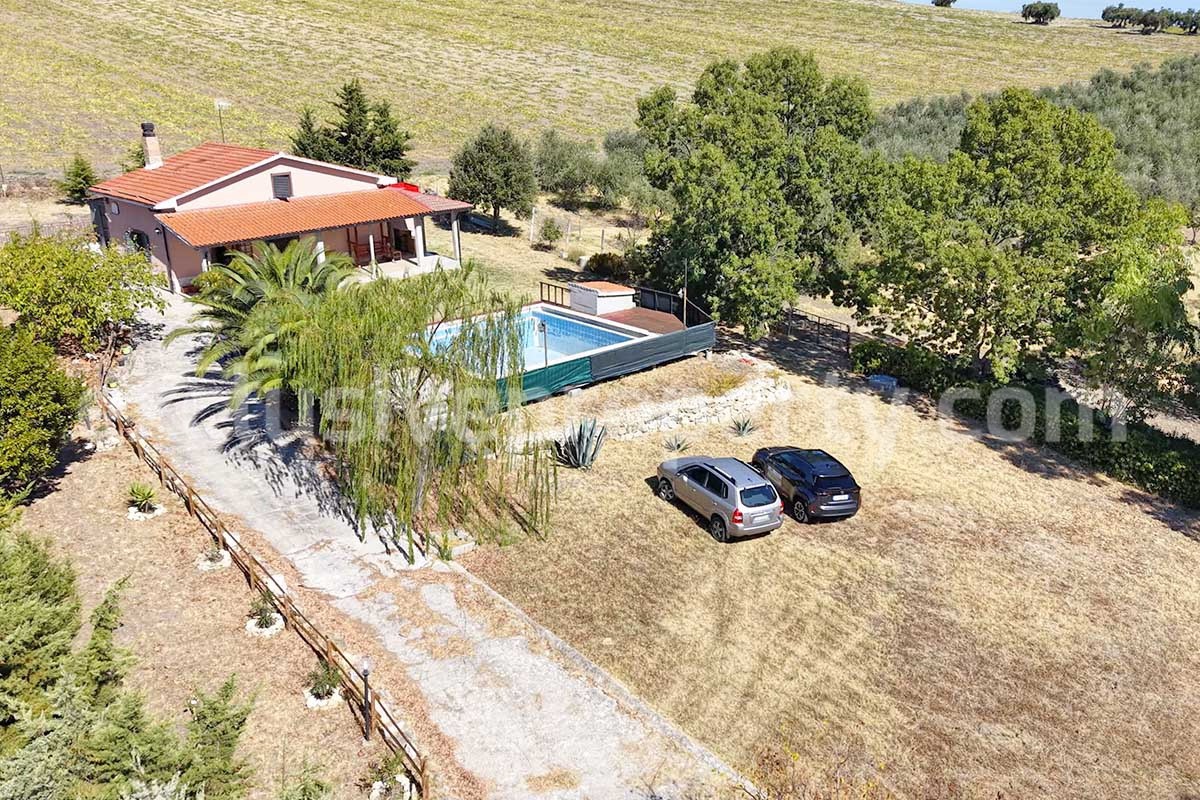 Country House with Pool and Olive Grove for Sale in Palata - Molise - Italy - Near Termoli