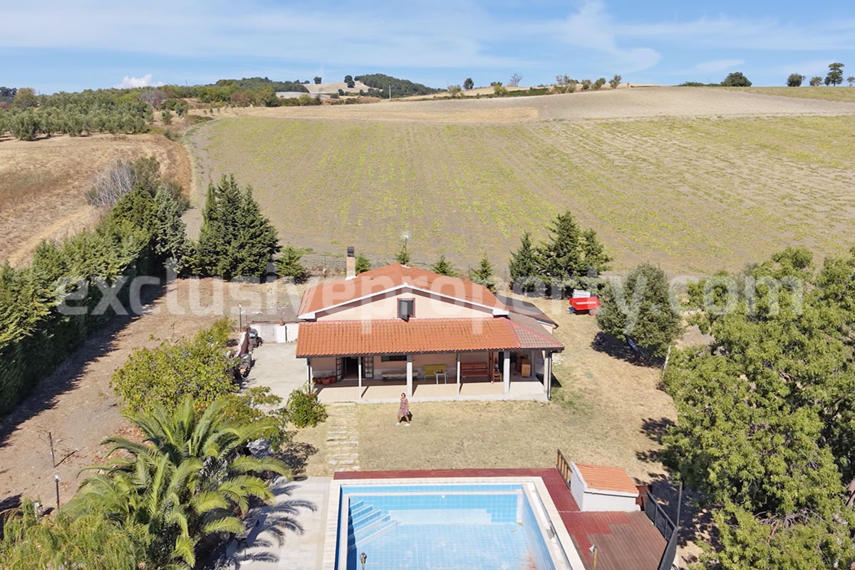 Country House with Pool and Olive Grove for Sale in Palata - Molise - Italy - Near Termoli