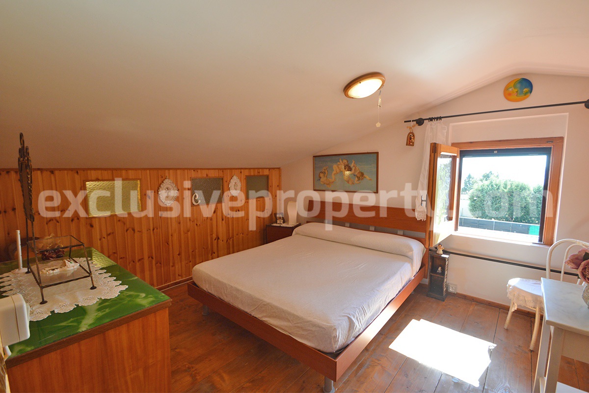 Country House with Pool and Olive Grove for Sale in Palata - Molise - Italy - Near Termoli