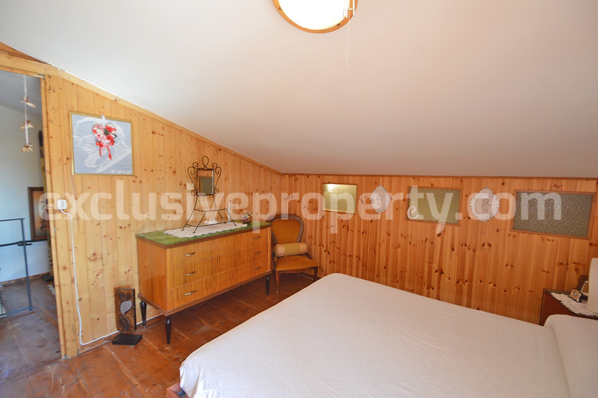 Country House with Pool and Olive Grove for Sale in Palata - Molise - Italy - Near Termoli