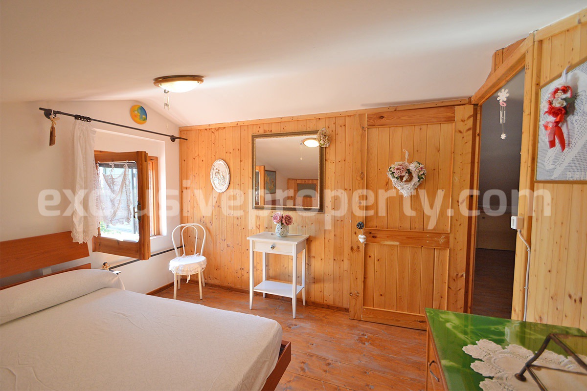 Country House with Pool and Olive Grove for Sale in Palata - Molise - Italy - Near Termoli