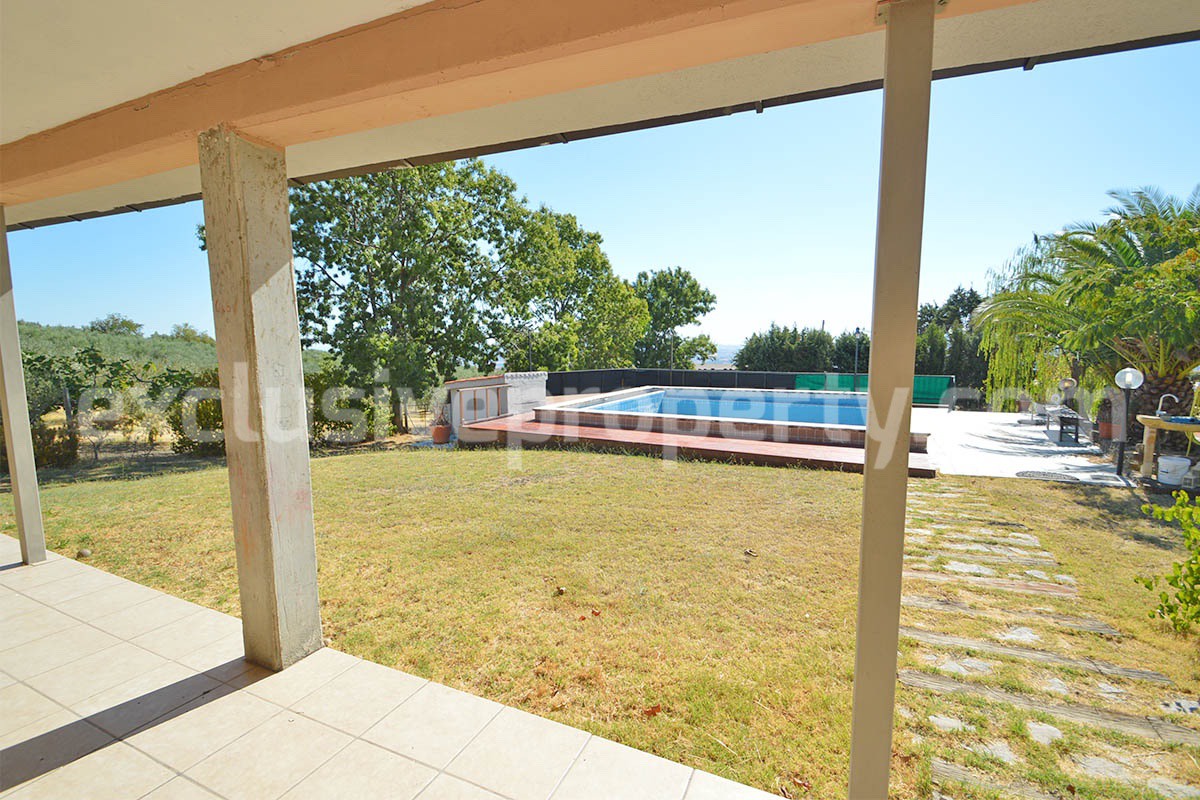 Country House with Pool and Olive Grove for Sale in Palata - Molise - Italy - Near Termoli