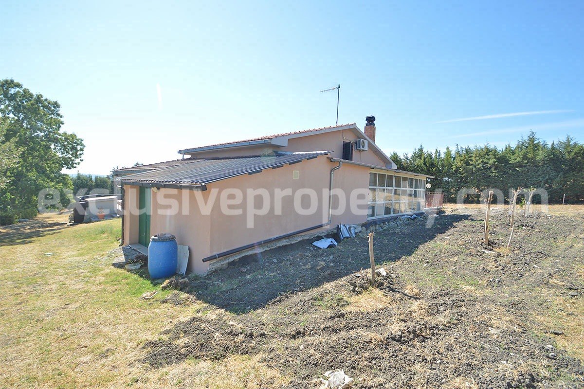 Country House with Pool and Olive Grove for Sale in Palata - Molise - Italy - Near Termoli