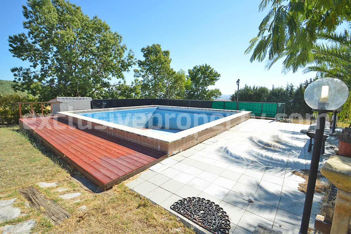Country House with Pool and Olive Grove for Sale in Palata - Molise - Italy - Near Termoli
