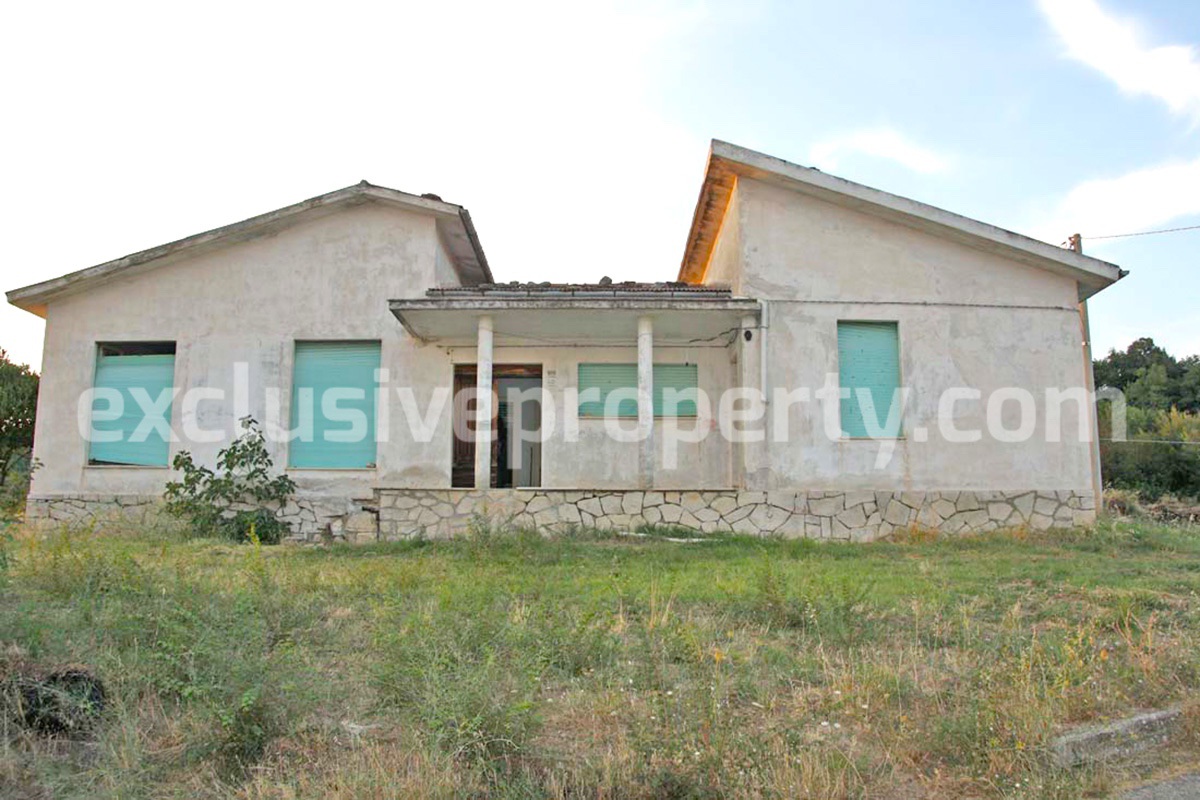 Property with agricultural land for sale in Abruzzo - Italy