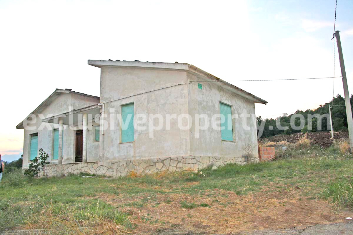 Property with agricultural land for sale in Abruzzo - Italy
