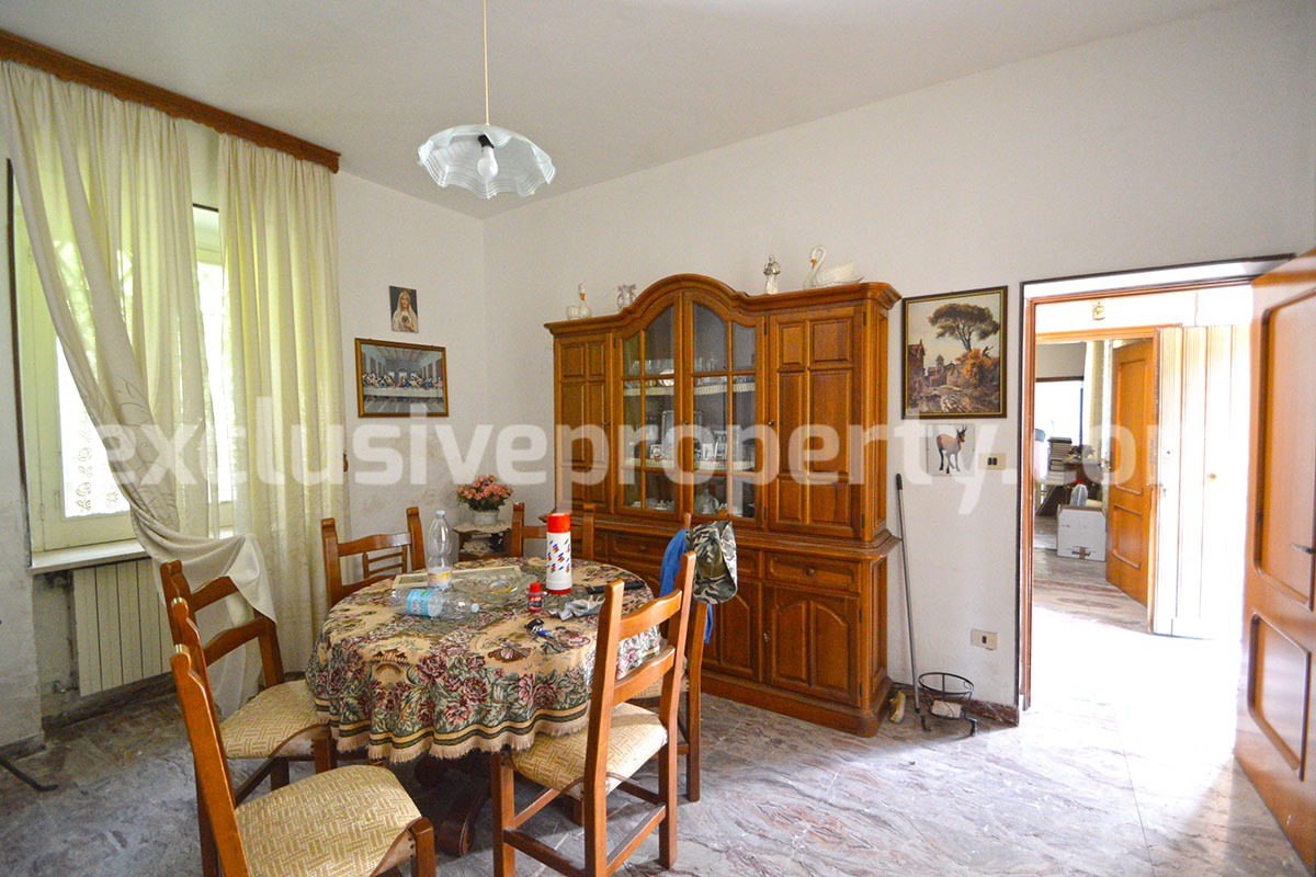 Spacious house with garage and fenced garden for sale in Abruzzo