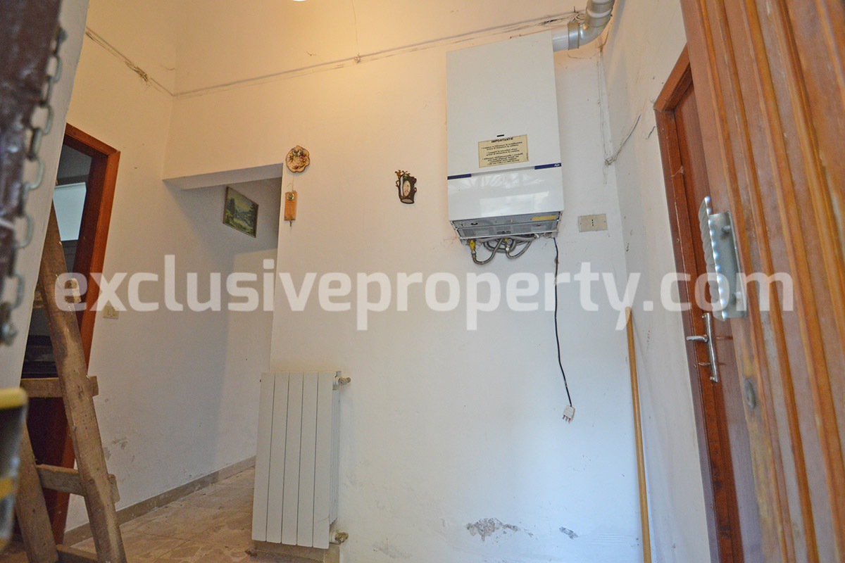 Typical house with panoramic views for sale in Italy - Abruzzo 4