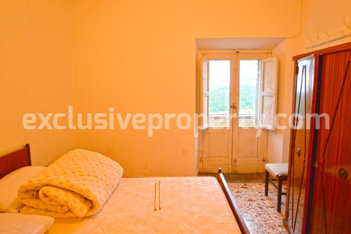 Typical Italian property habitable with cellar for sale in Italy 9