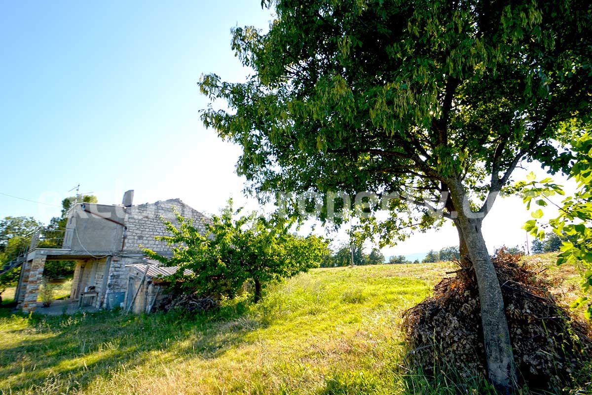 Ancient stone property with 6 hectares of land for sale in Abruzzo - Italy 10