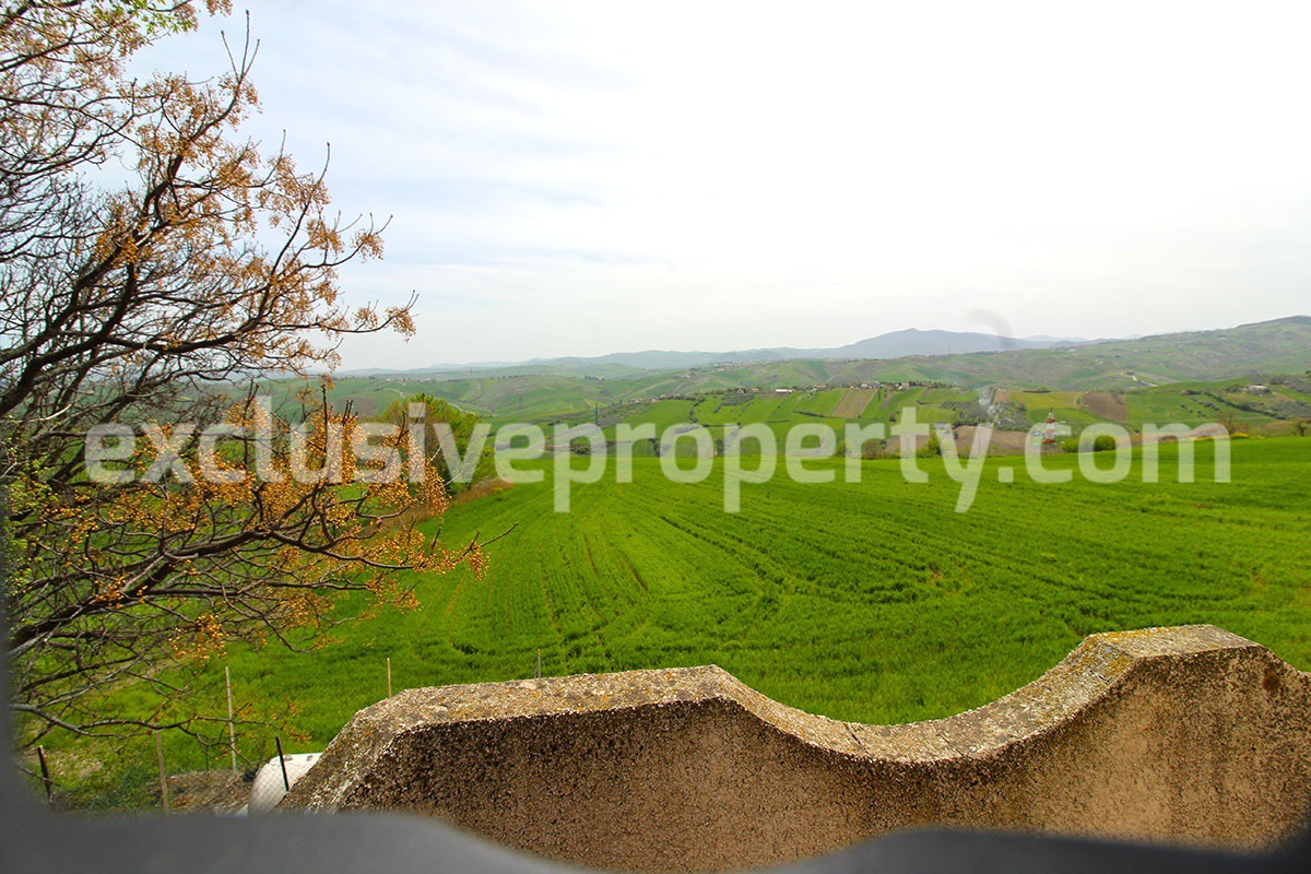 House surrounded by nature just 20 km from the sea for sale in Italy 13