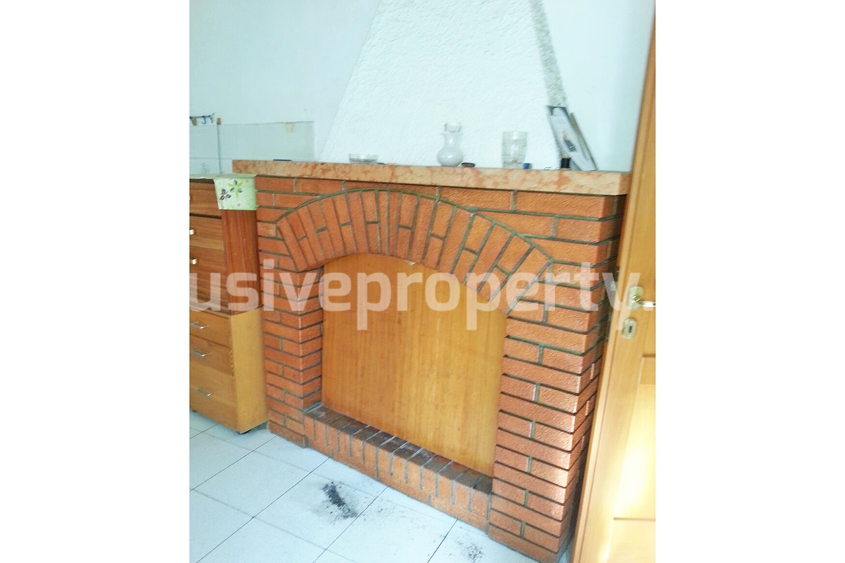 Village house with low cost cellar for sale in Italy 5