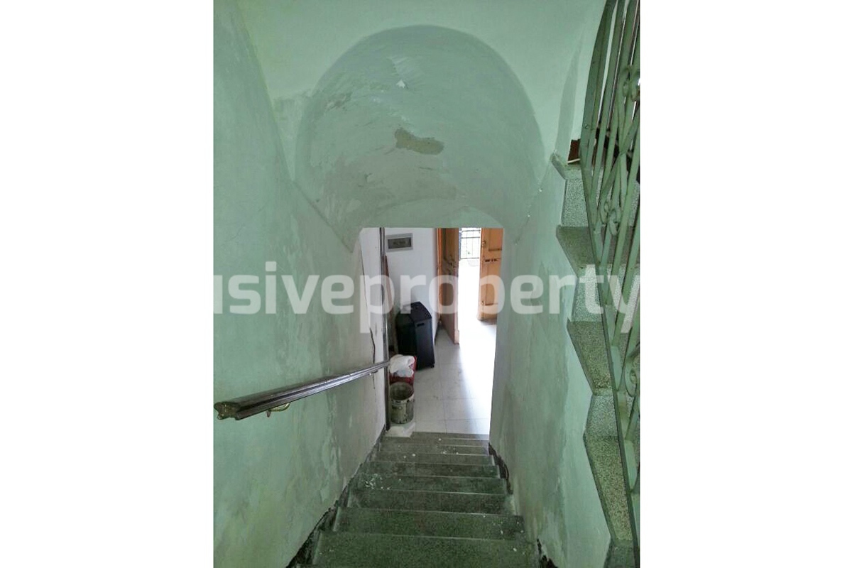 Village house with low cost cellar for sale in Italy 4