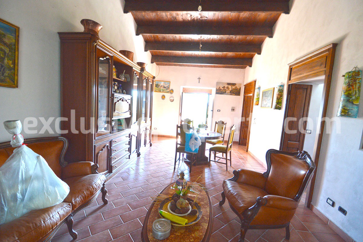 Ancient country house completely renovated for sale in Abruzzo 17