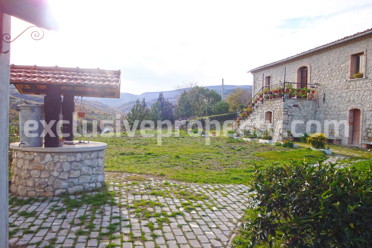 Ancient country house completely renovated for sale in Abruzzo 12