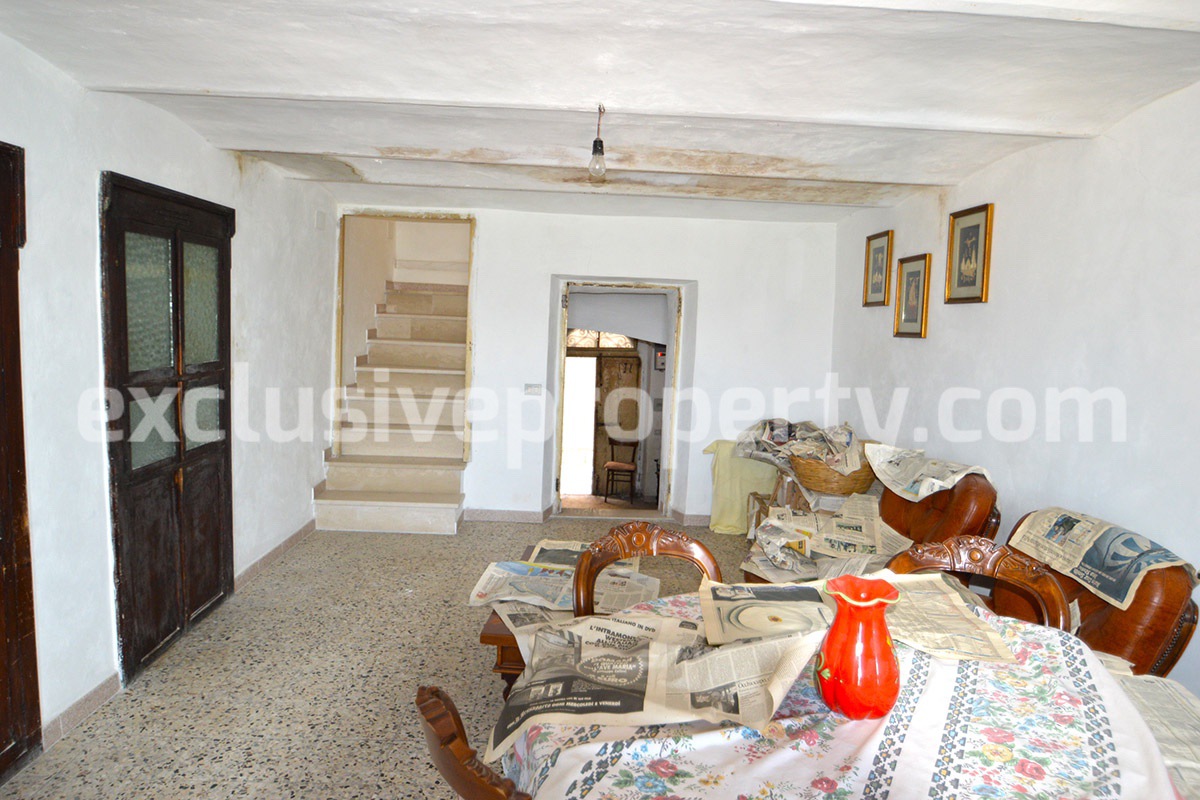 House for sale - low price - located in Abruzzo - Italy 3