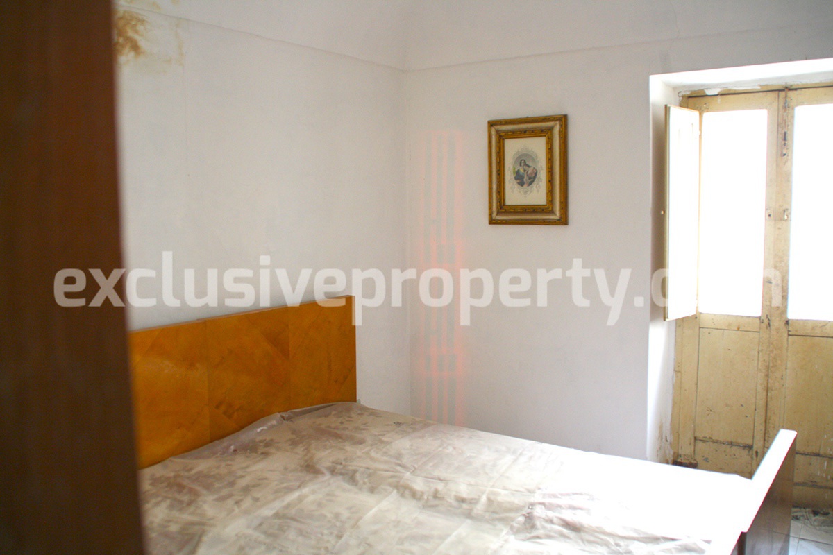 House for sale - low price - located in Abruzzo - Italy 14