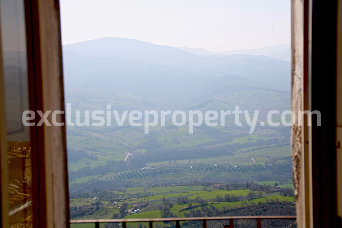 House for sale - low price - located in Abruzzo - Italy 8