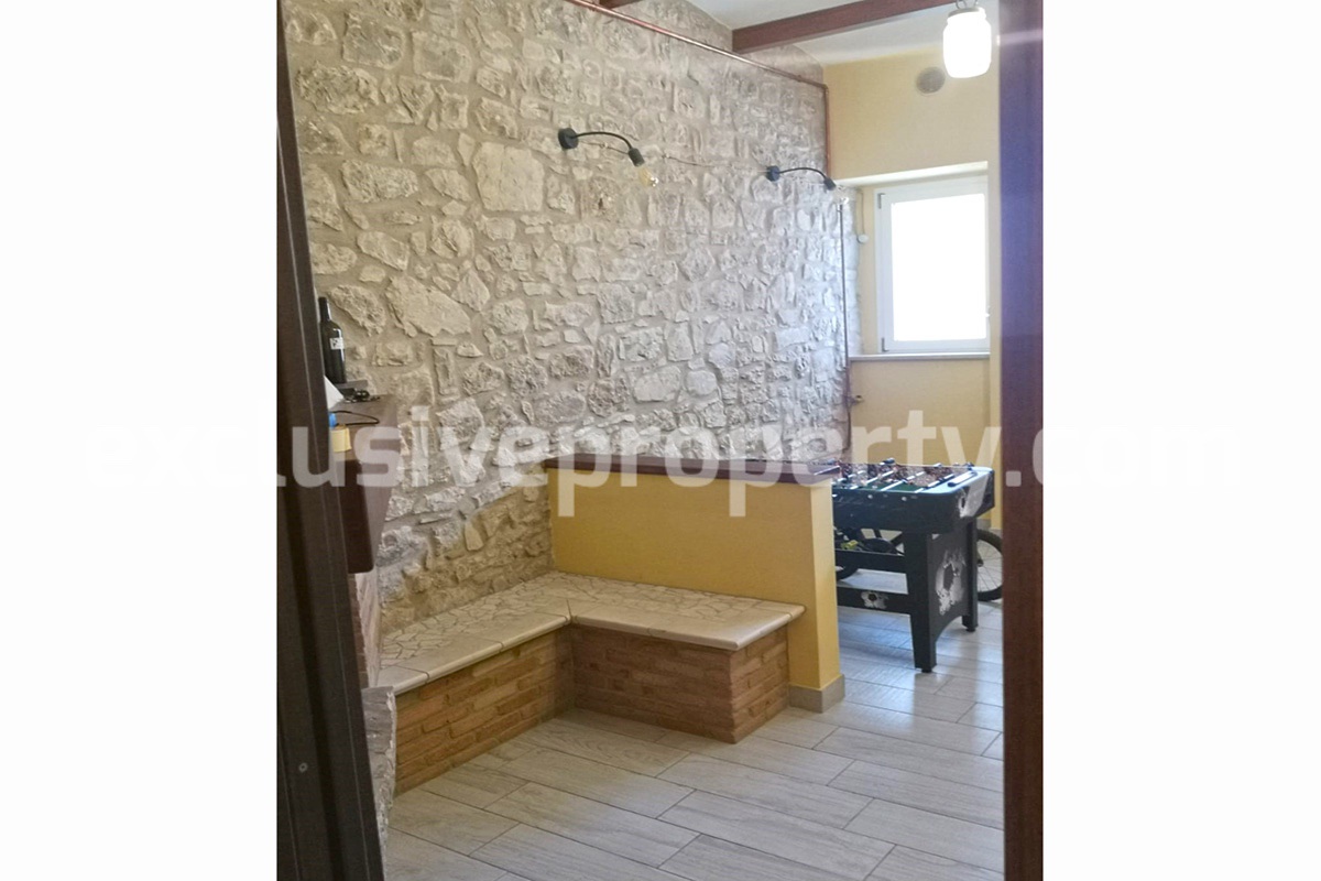 House with terrace completely renovated on four levels for sale on the Abruzzo hills 9
