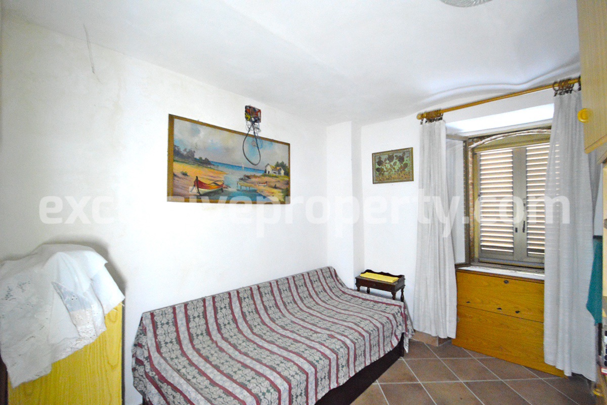 Renovated house in rustic style with panoramic terrace for sale in Italy 9