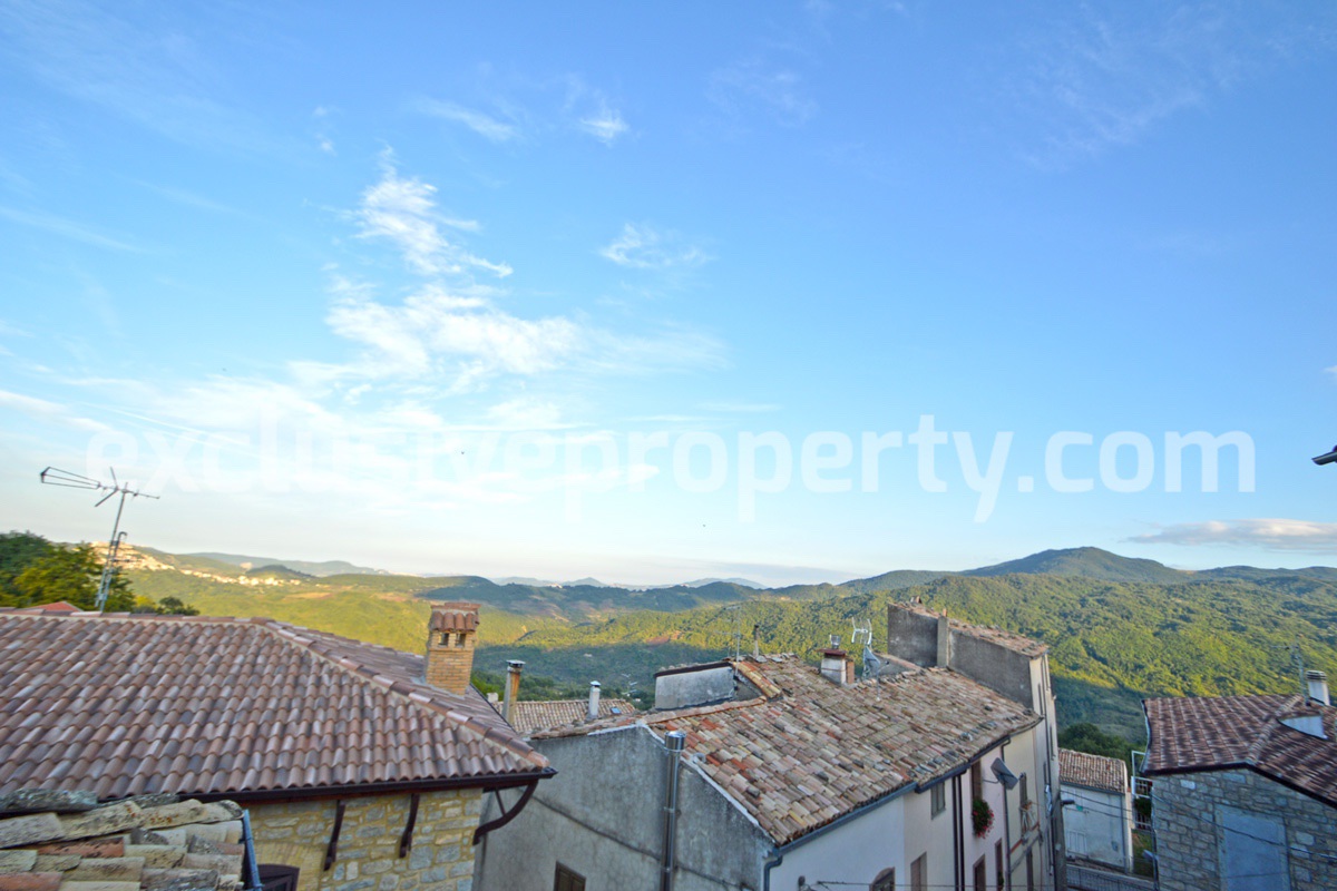 Renovated house in rustic style with panoramic terrace for sale in Italy 20