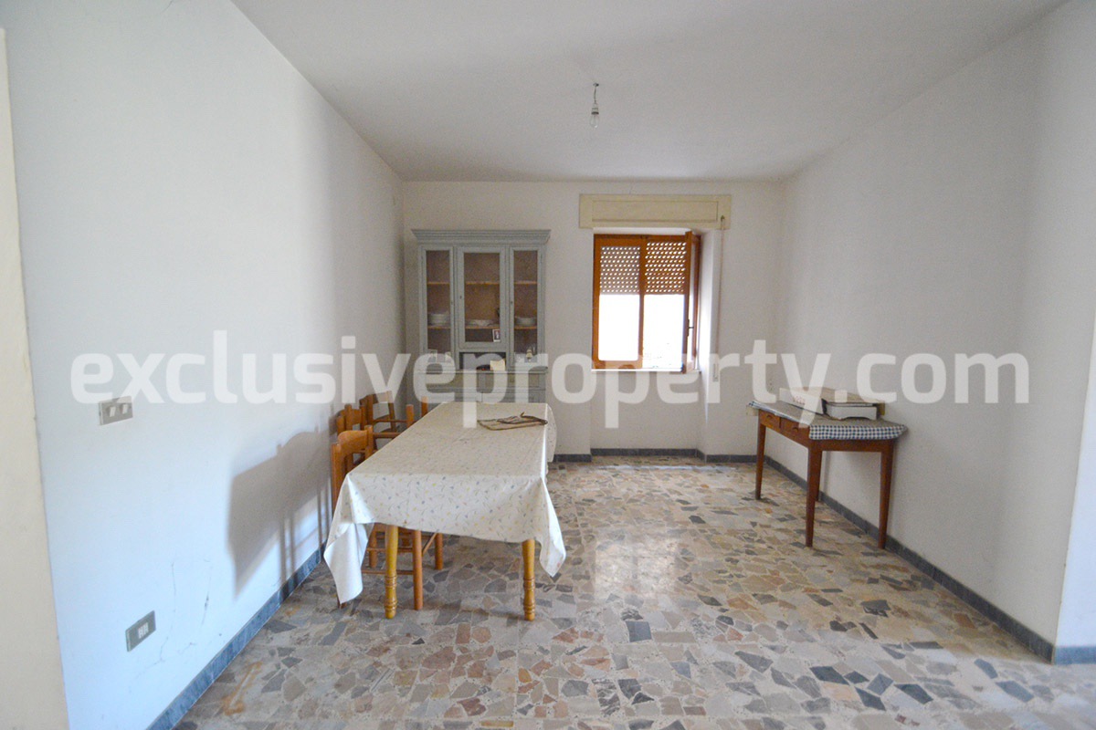 Stone town house with terrace for sale in San Felice del Molise - Italy 10