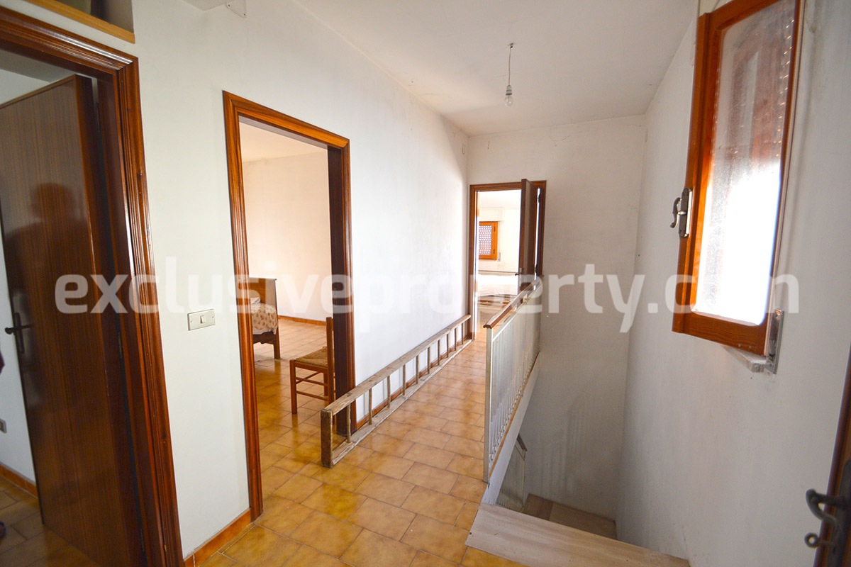 Stone town house with terrace for sale in San Felice del Molise - Italy 13