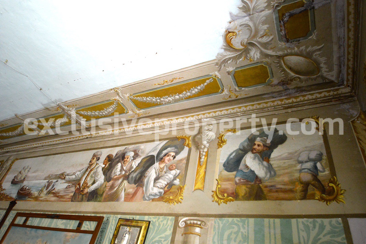Large historic building with two terraces for sale in Molise - Italy 18