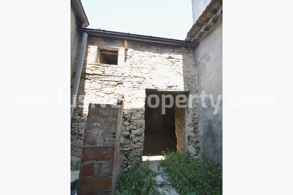 Large historic building with two terraces for sale in Molise - Italy 58