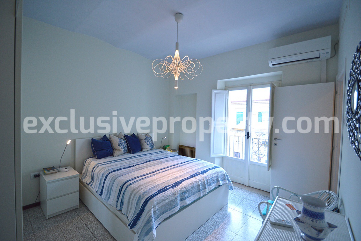 Beautifully restored traditional town house with terrace for sale in Casalbordino 22