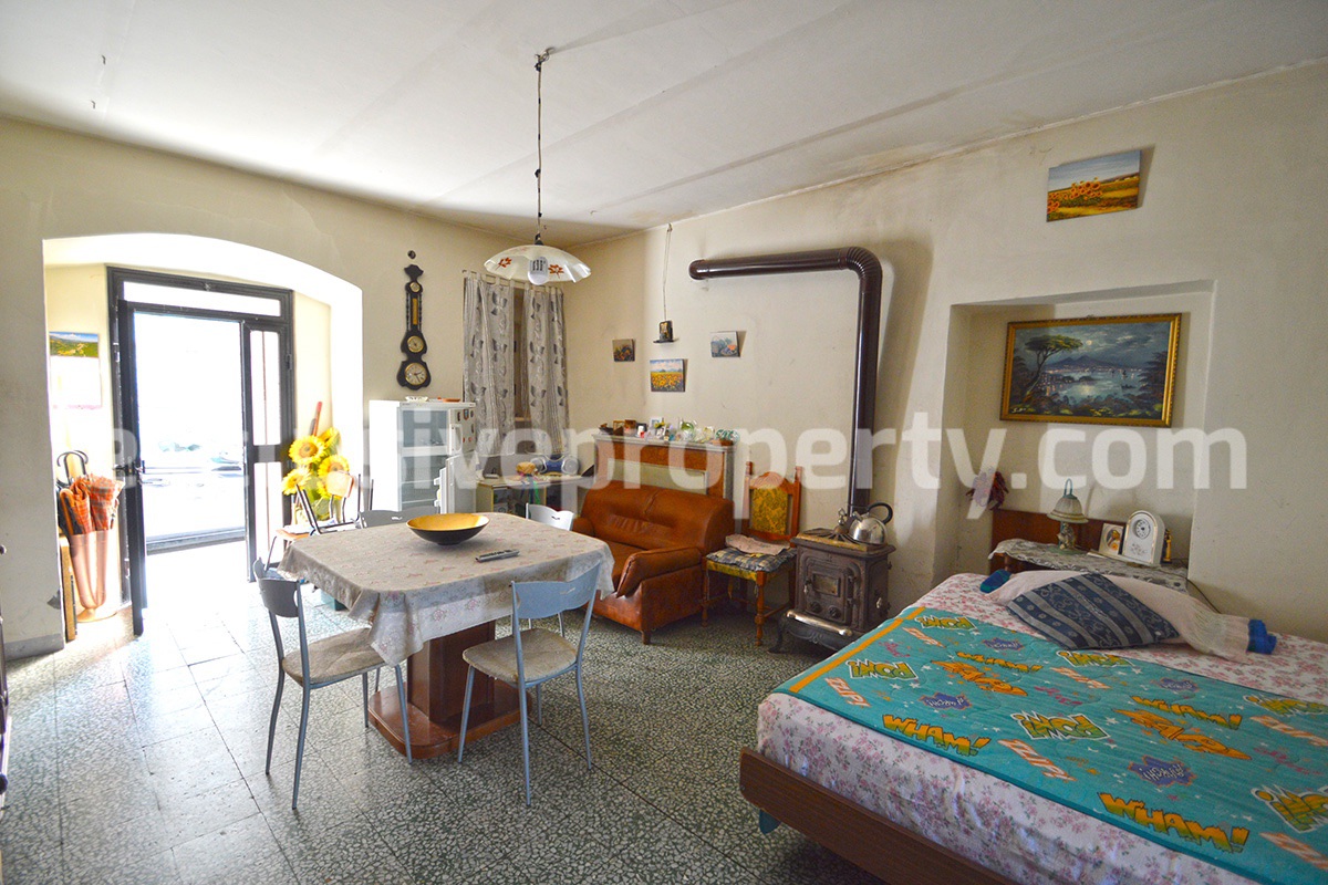 House with garden and balconies panoramic view for sale in Abruzzo 6