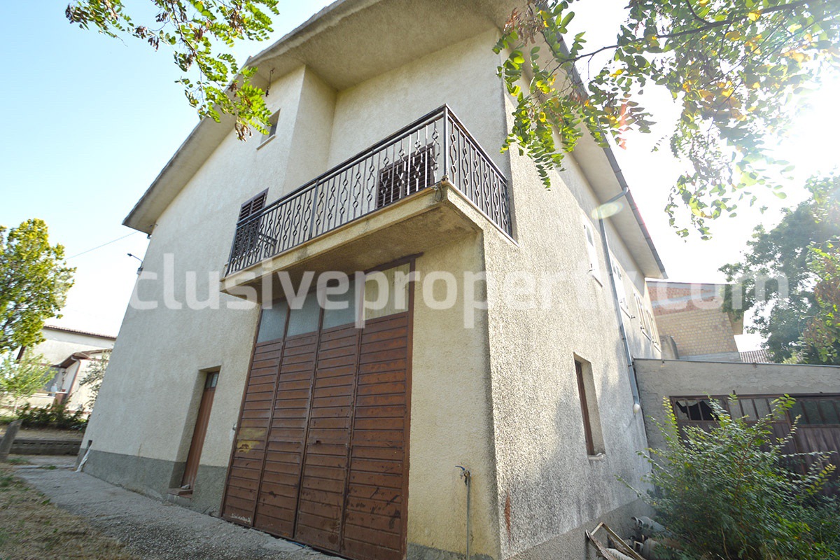 House for sale on the hills of Atessa with garage and land - Abruzzo 6