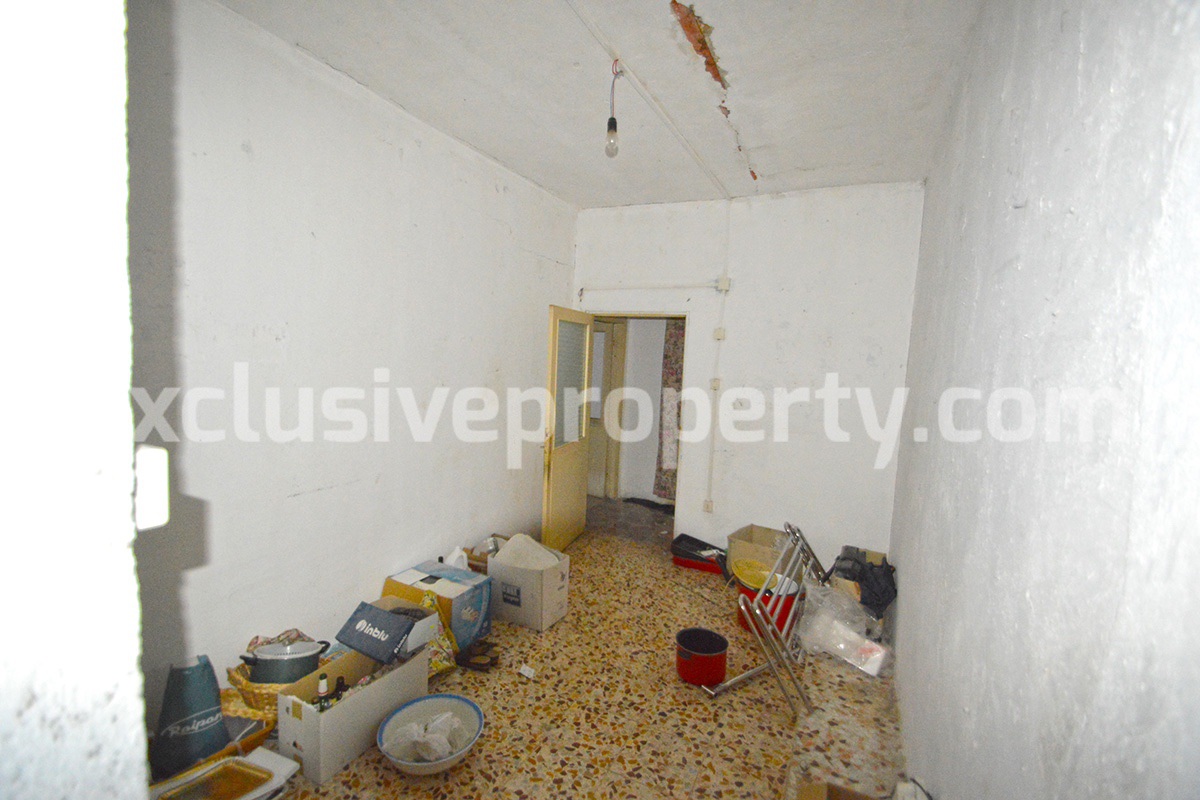 House for sale on the hills of Atessa with garage and land - Abruzzo 20