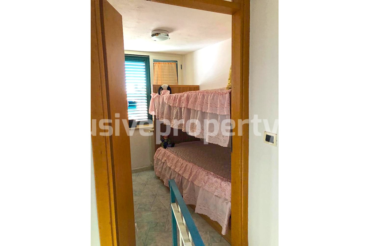 Habitable house in good condition with small outdoor space for sale in Molise 10