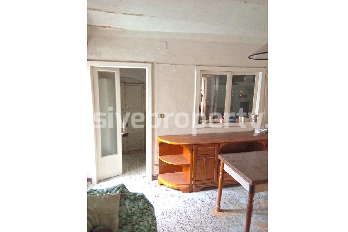 Cheap character town house for sale in Molise - Italy 11