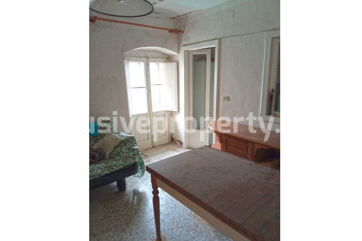 Cheap character town house for sale in Molise - Italy 12