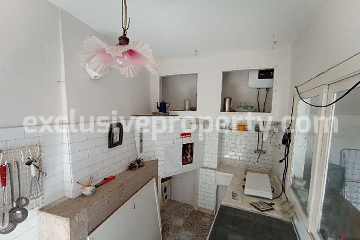 Cheap character town house for sale in Molise - Italy 14