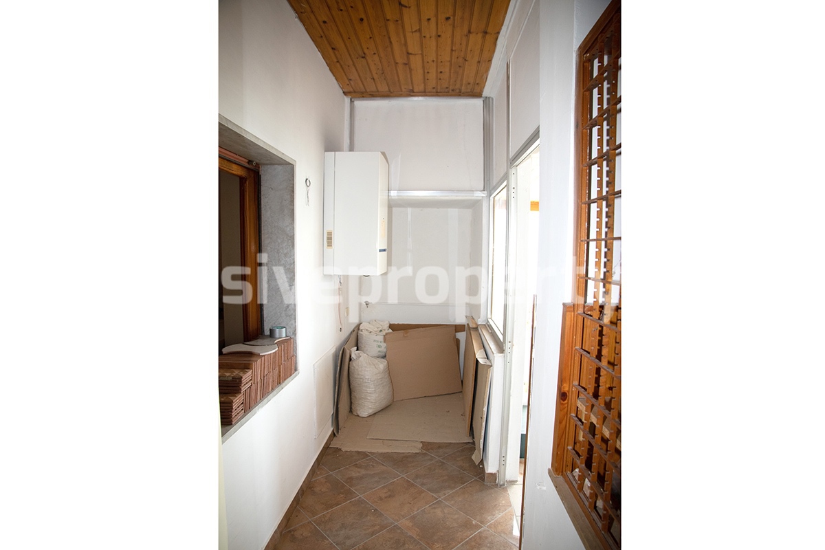 Spacious house in excellent condition with outdoor space for sale in Molise - Italy 9