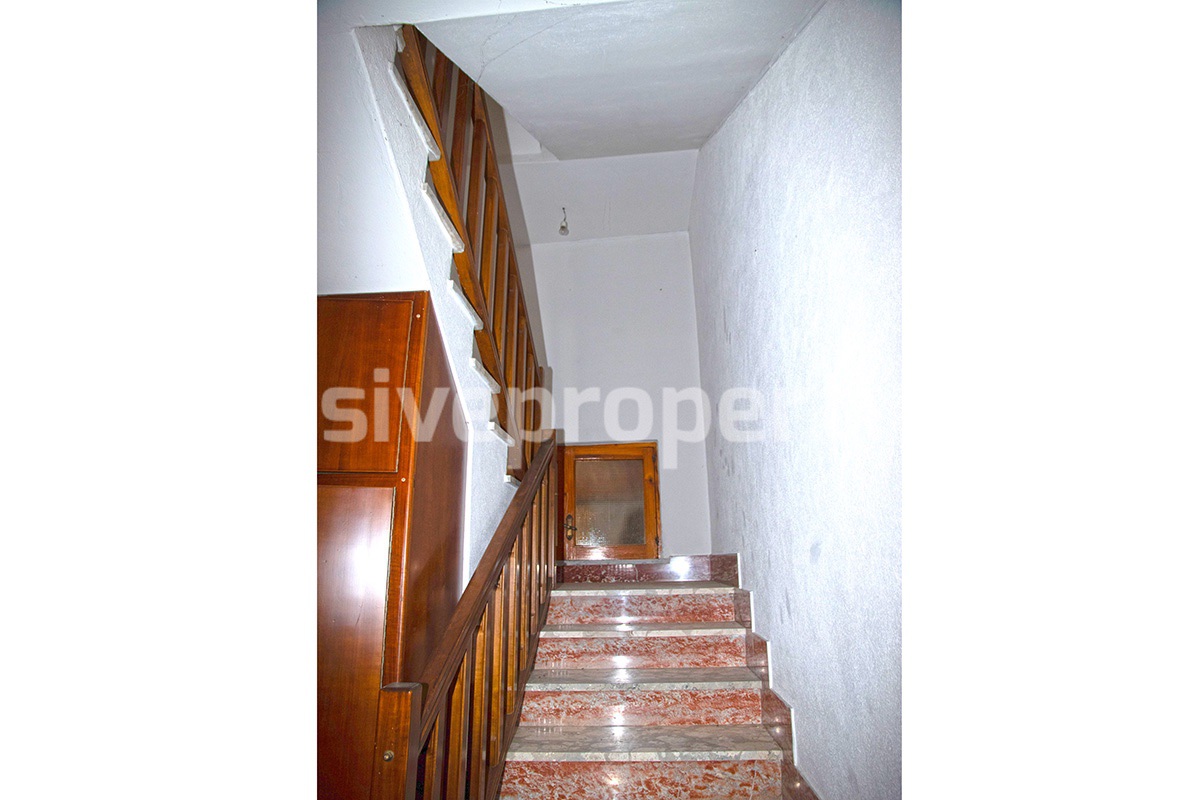 Spacious house in excellent condition with outdoor space for sale in Molise - Italy 18