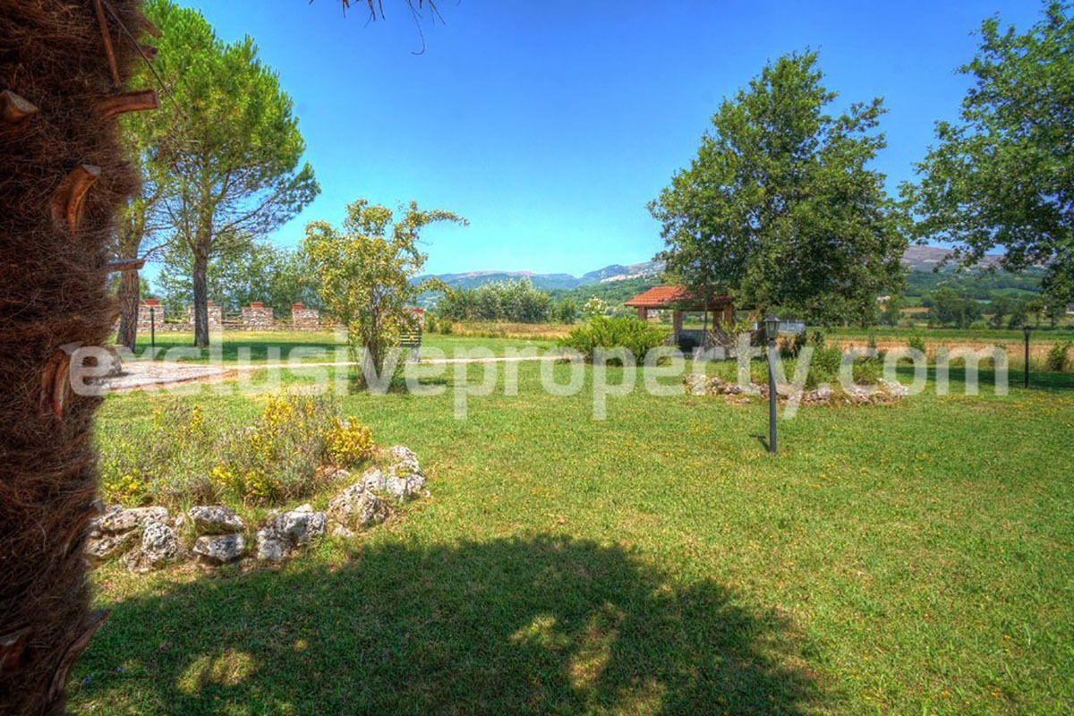 Old stone farmhouse from the early 1800s completely renovated for sale in Molise 39