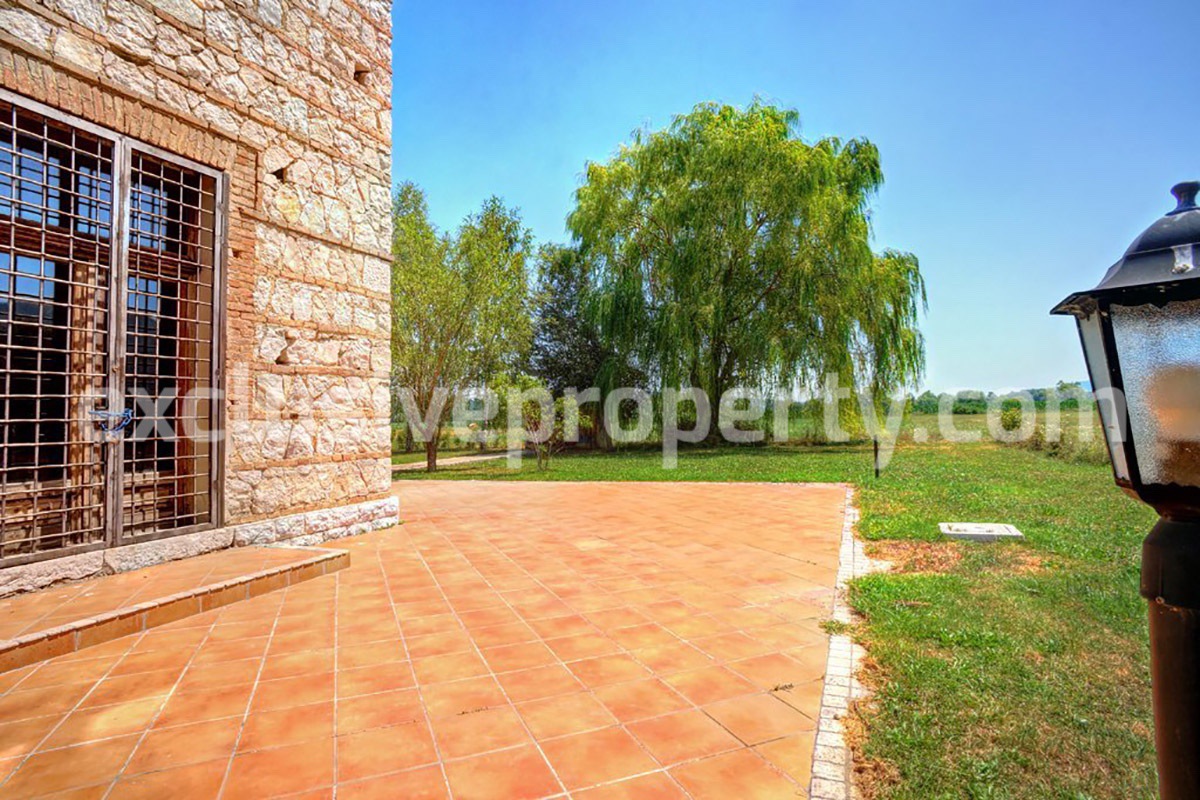 Old stone farmhouse from the early 1800s completely renovated for sale in Molise 43