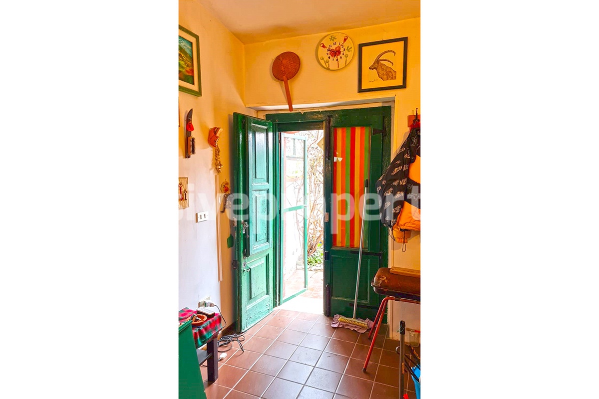 House with outdoor area for sale in the historic center of San Felice del Molise