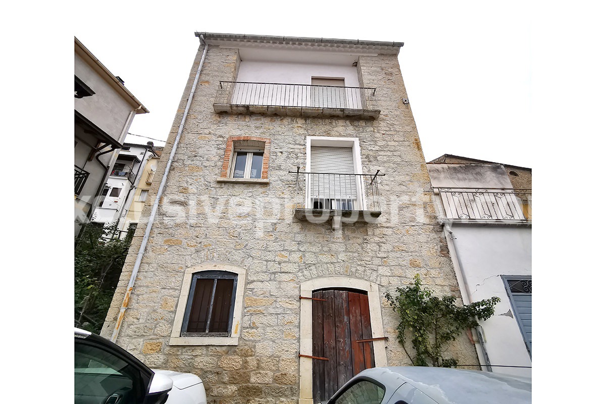Stone house with terrace for sale in Lucito - Molise Region 2